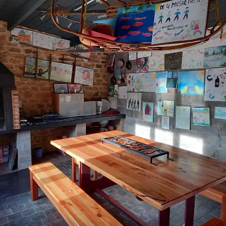 別荘 Gite De L'Autre Cote : Maison De Vacances Au Caractere Unique Et A La Decoration Soignee A Messincourt