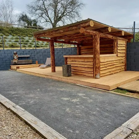 別荘 Gite De L'Autre Cote : Maison De Vacances Au Caractere Unique Et A La Decoration Soignee A Messincourt Messincourt